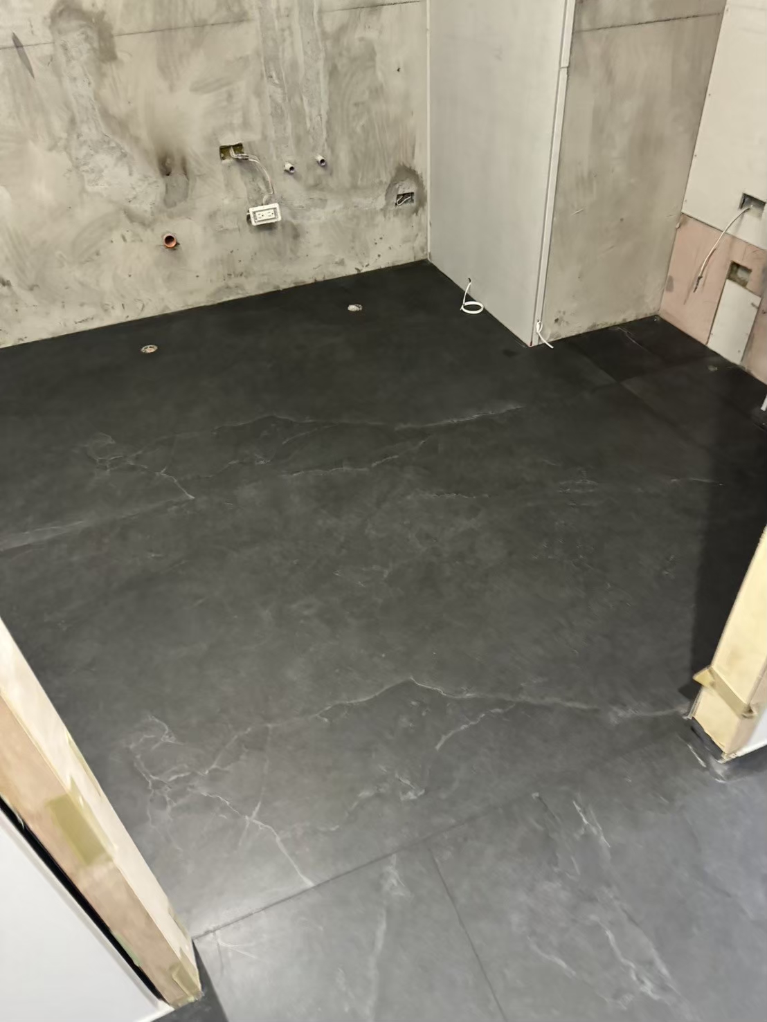 薄板施工專家-客廳地