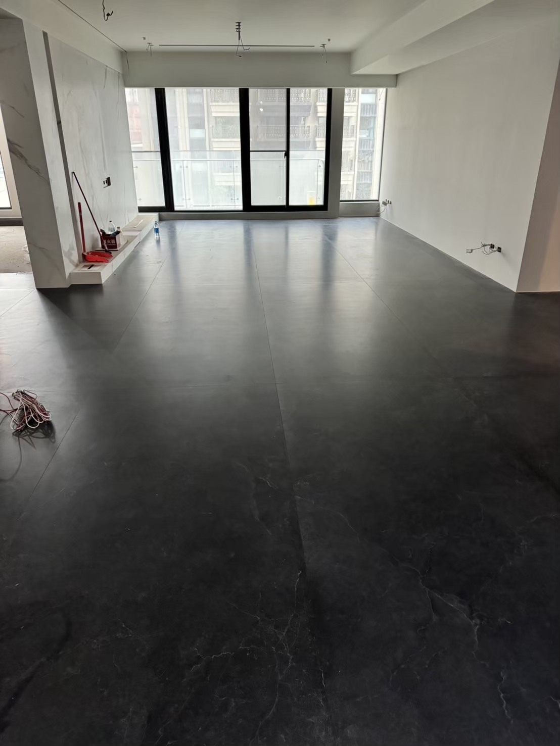 薄板施工專家-客廳地