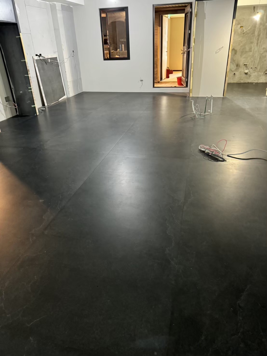 薄板施工專家-客廳地