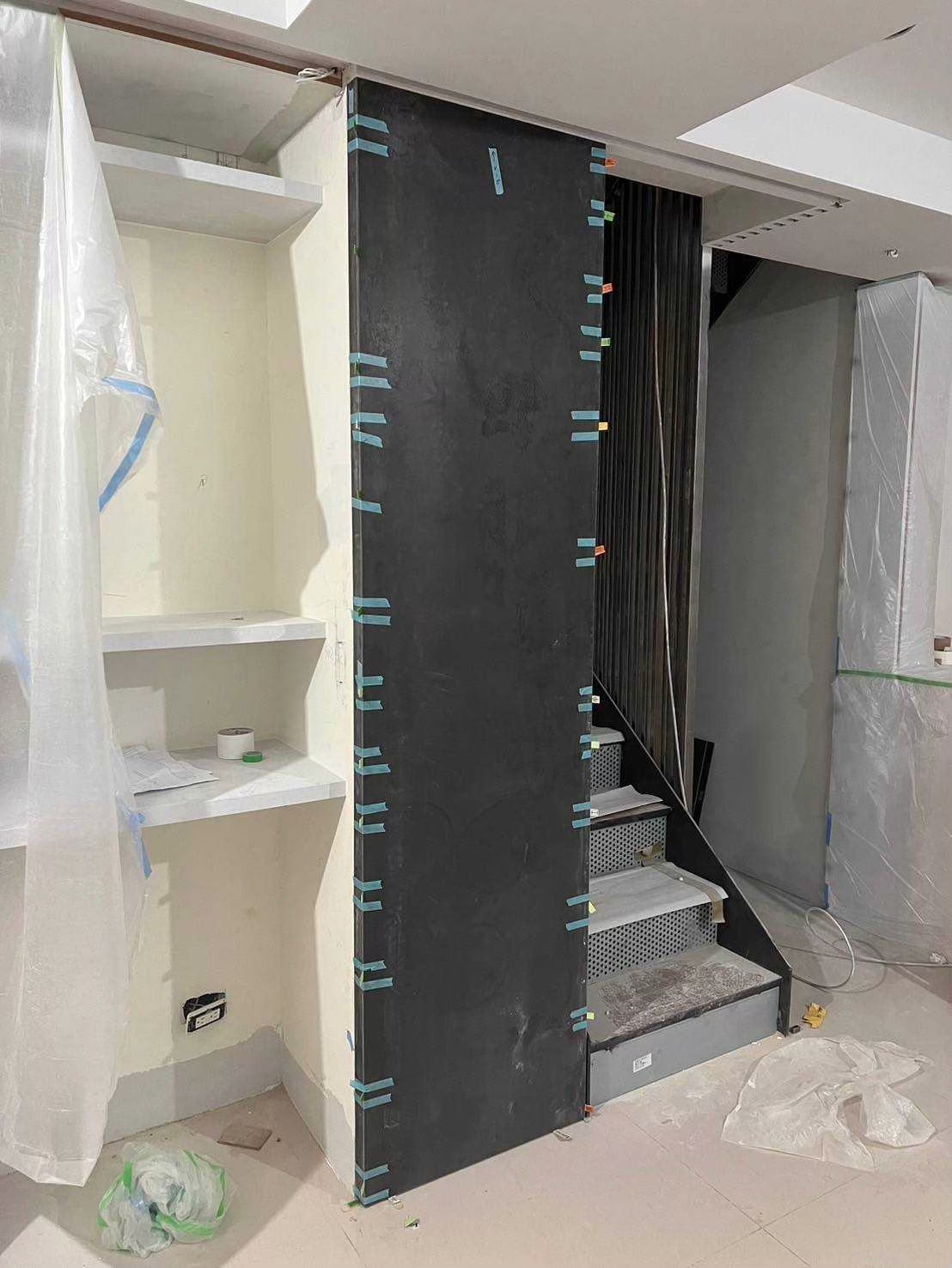 薄板施工專家-沙發背牆