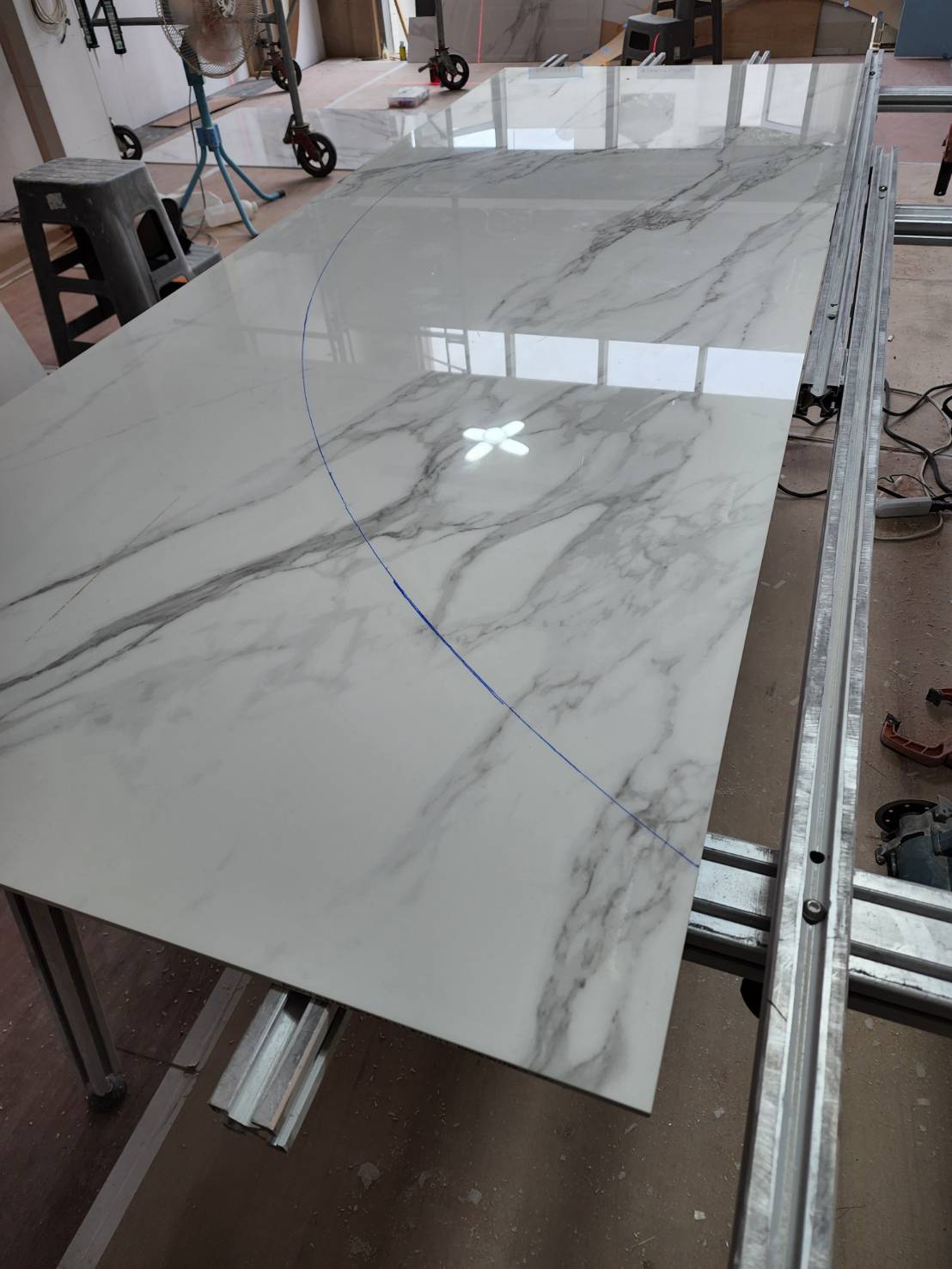 薄板施工專家-現場裁切圓形