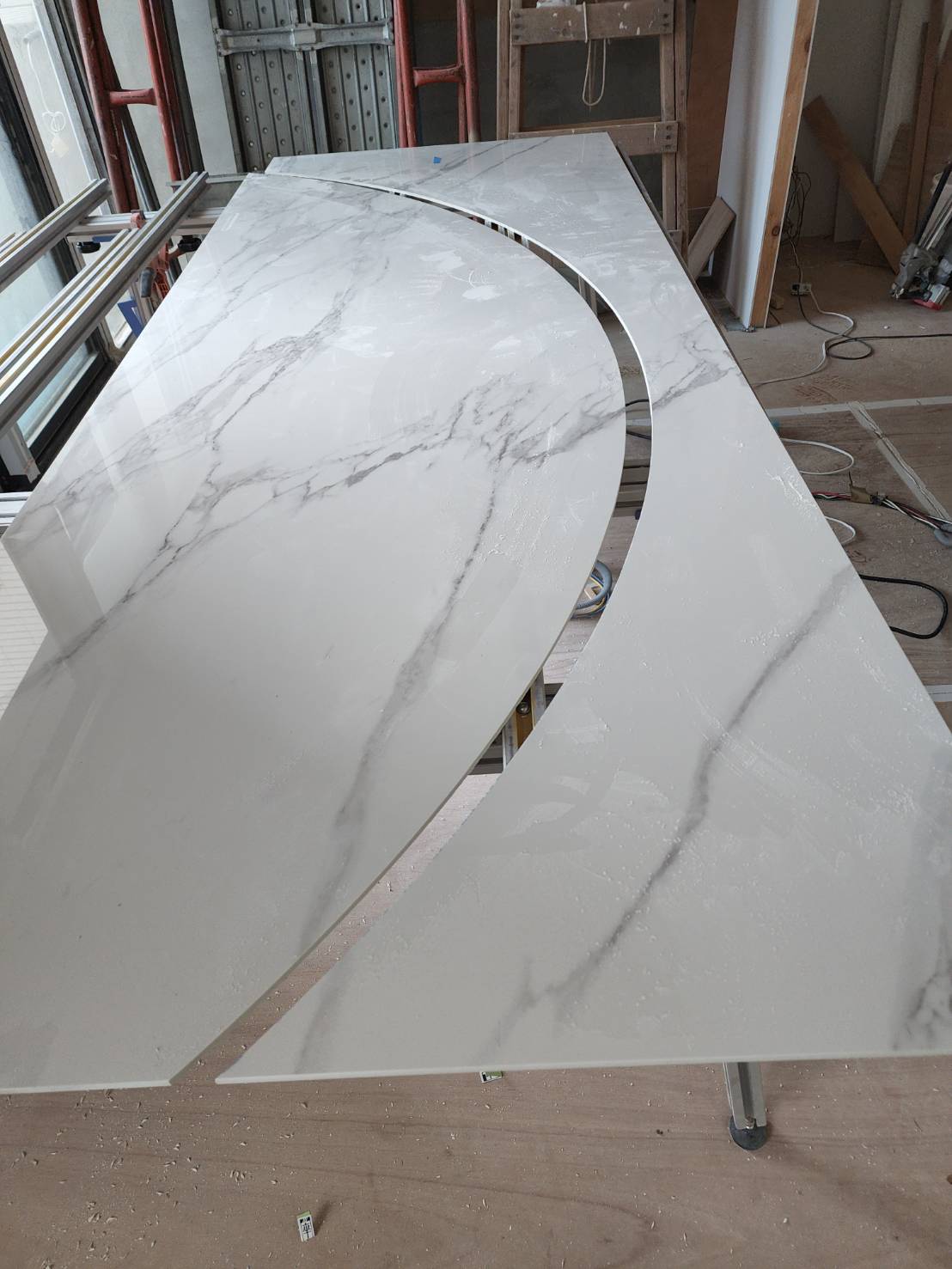 薄板施工專家-現場裁切圓形