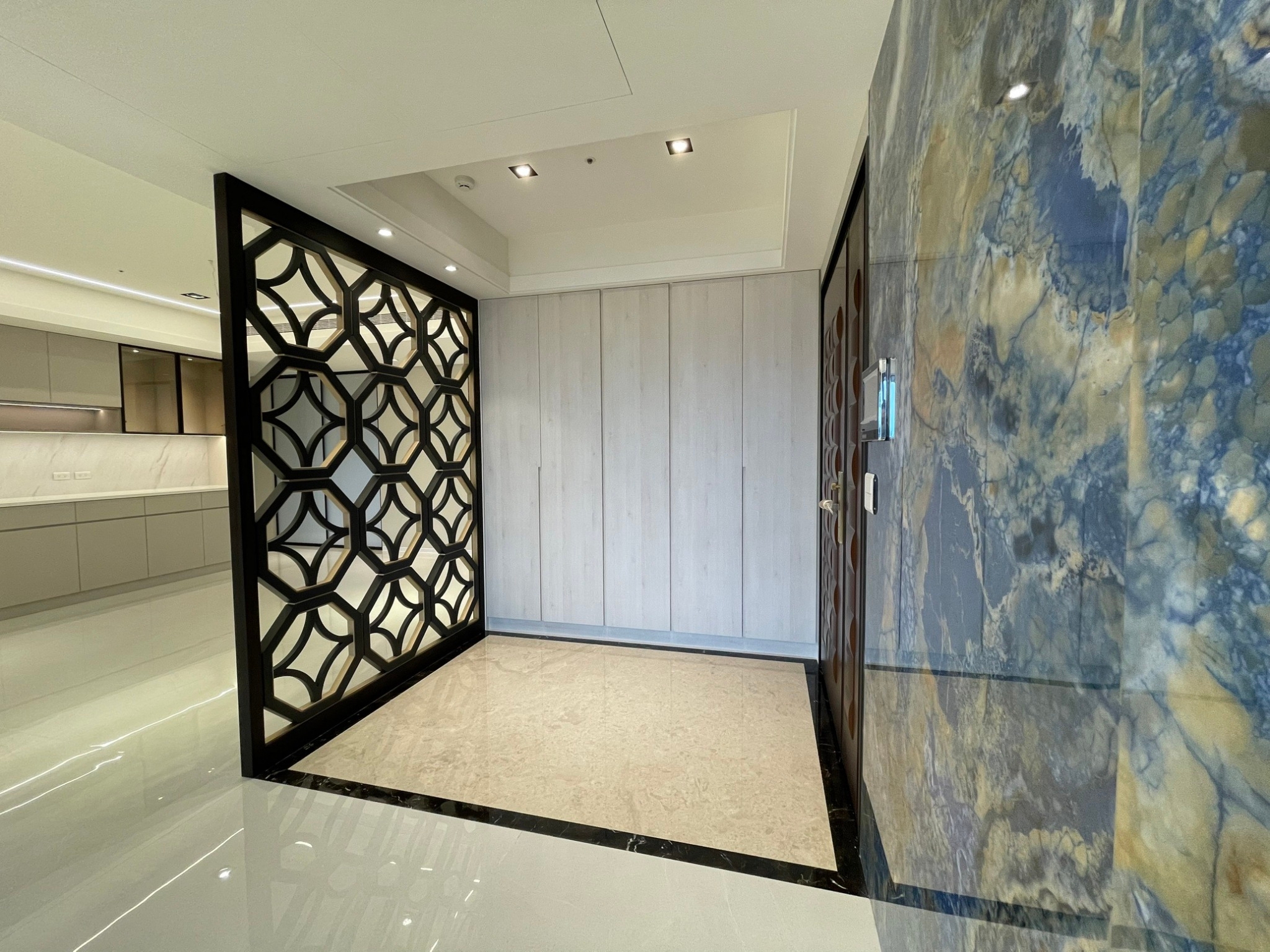 薄板施工專家-電視牆