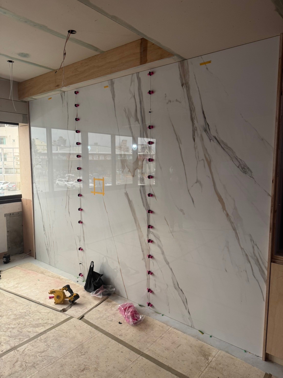 薄板施工專家-電視牆