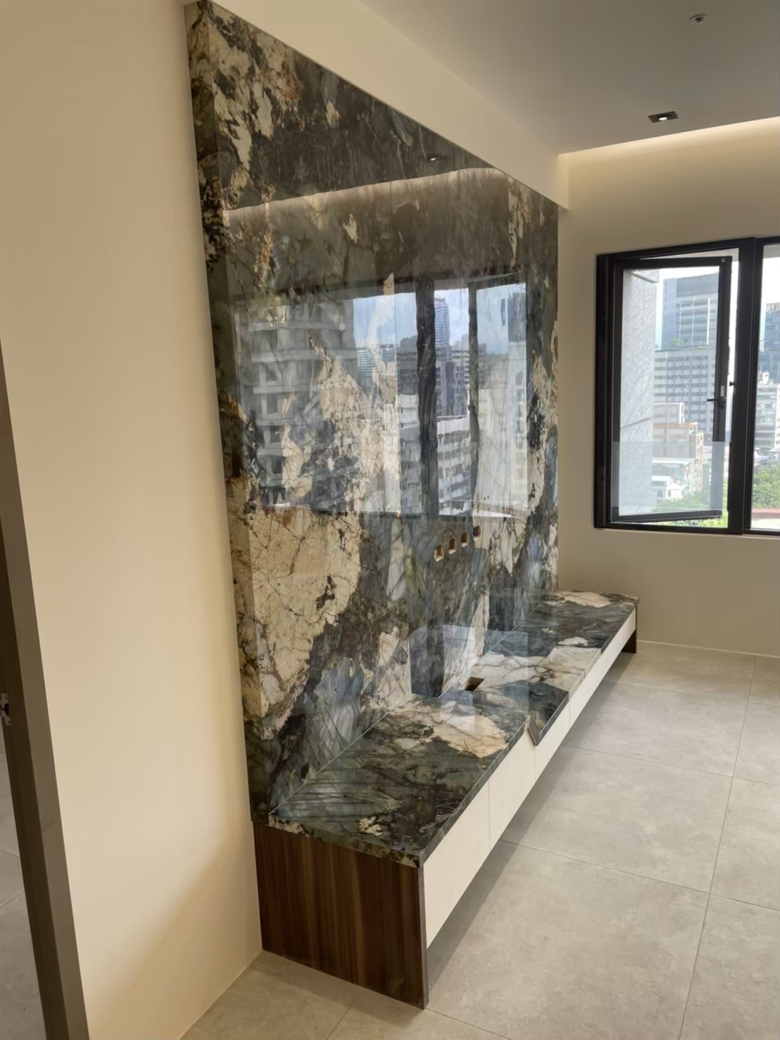 薄板施工專家-電視牆