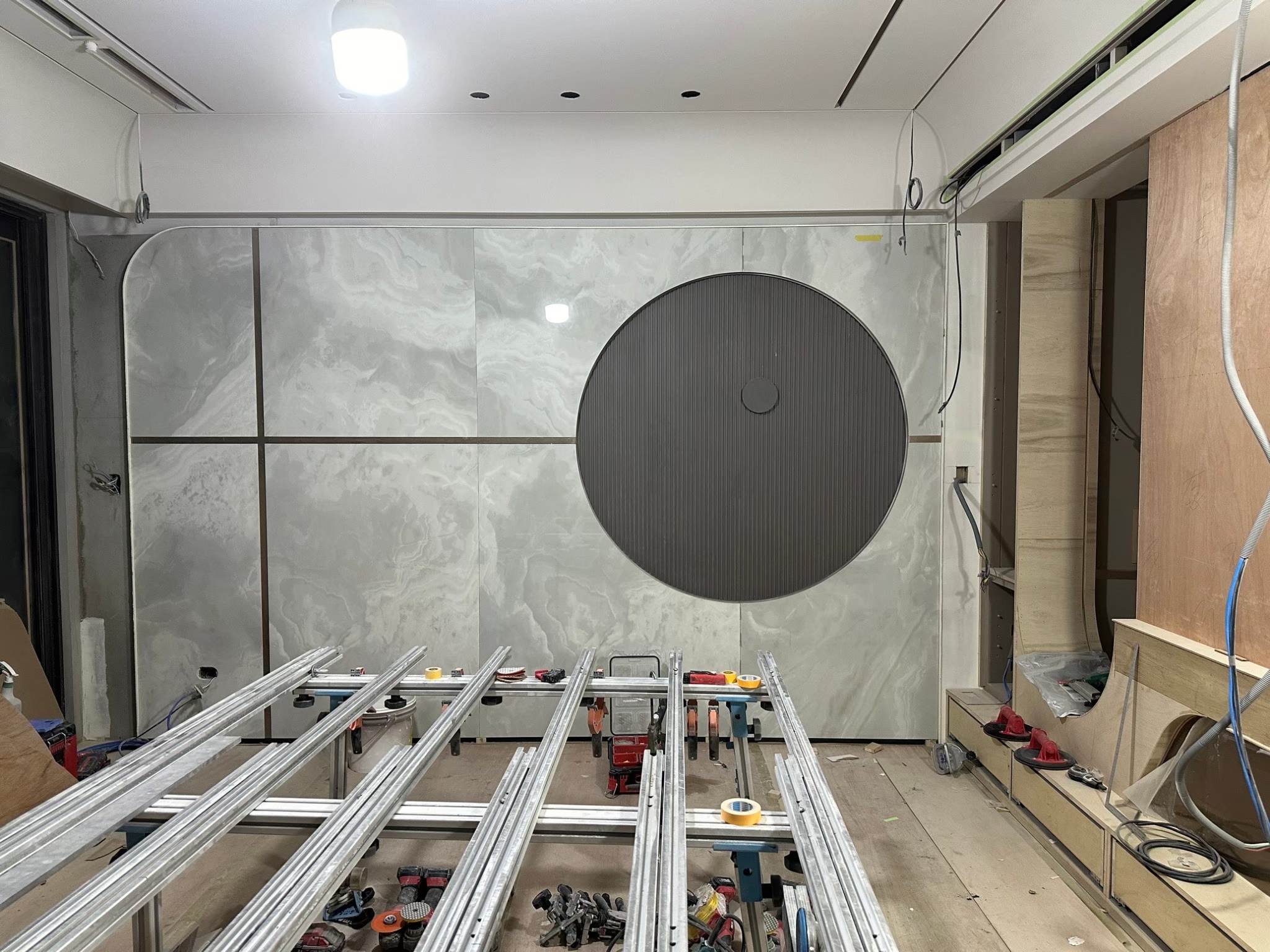 薄板施工專家-電視牆