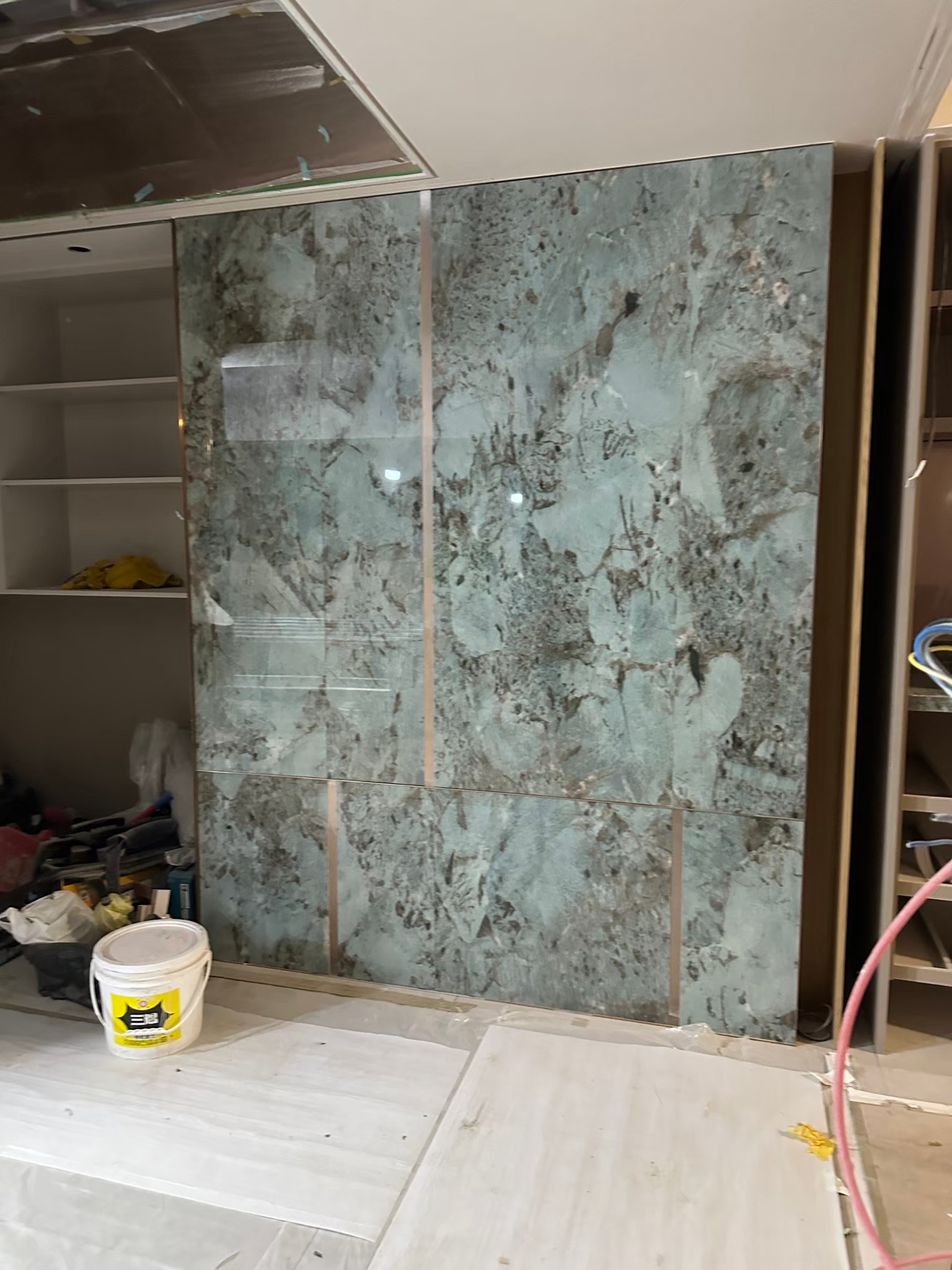 薄板施工專家-電視牆