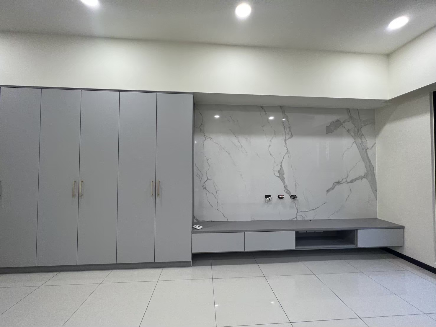 薄板施工專家-電視牆