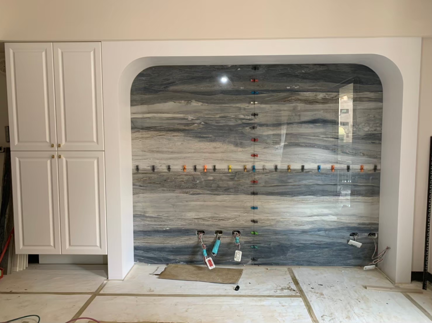 薄板施工專家-電視牆