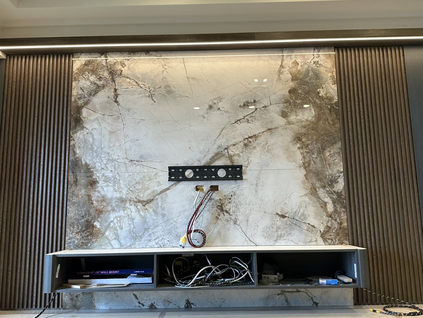 薄板施工專家-電視牆