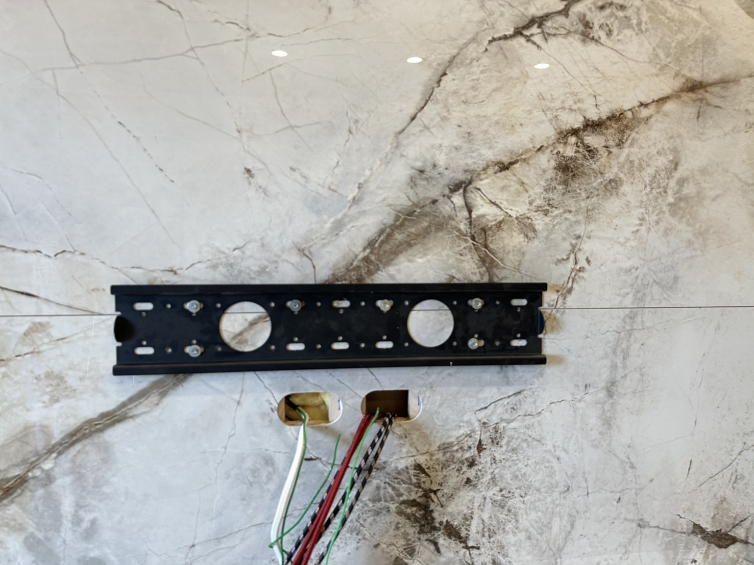 薄板施工專家-電視牆