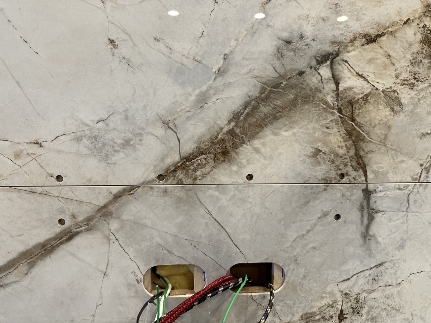 薄板施工專家-電視牆