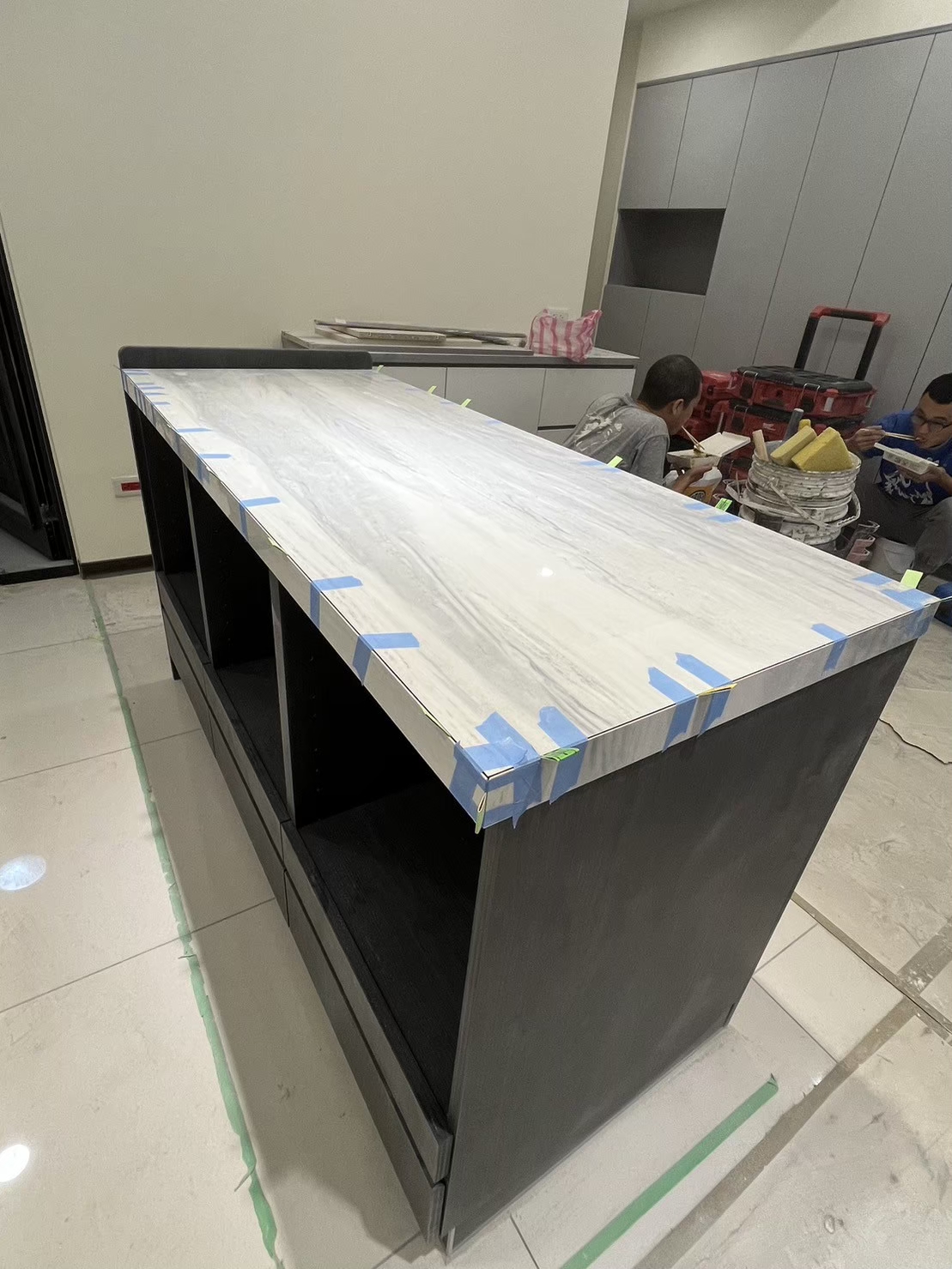 薄板施工專家-中島檯面