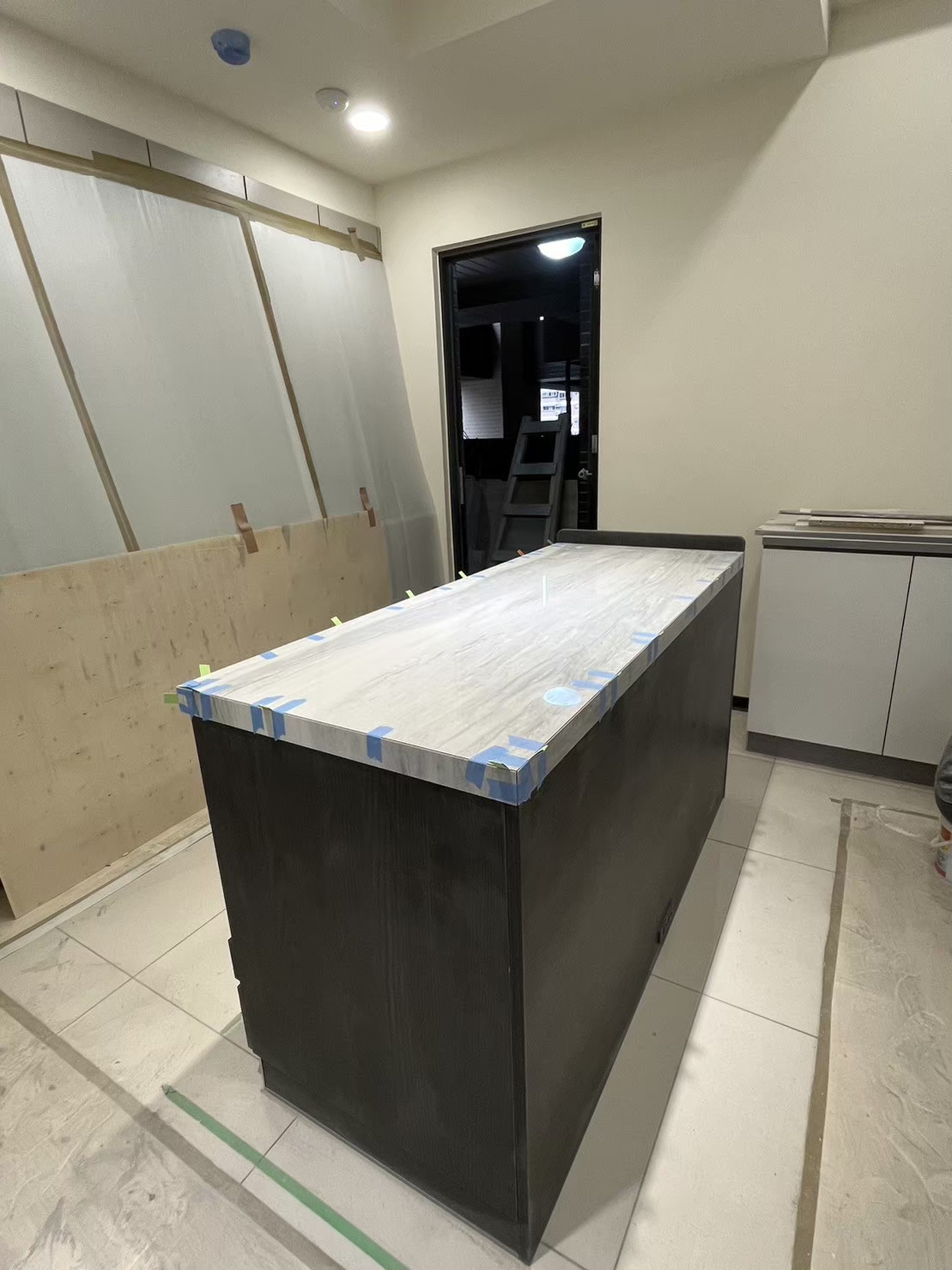 薄板施工專家-中島檯面