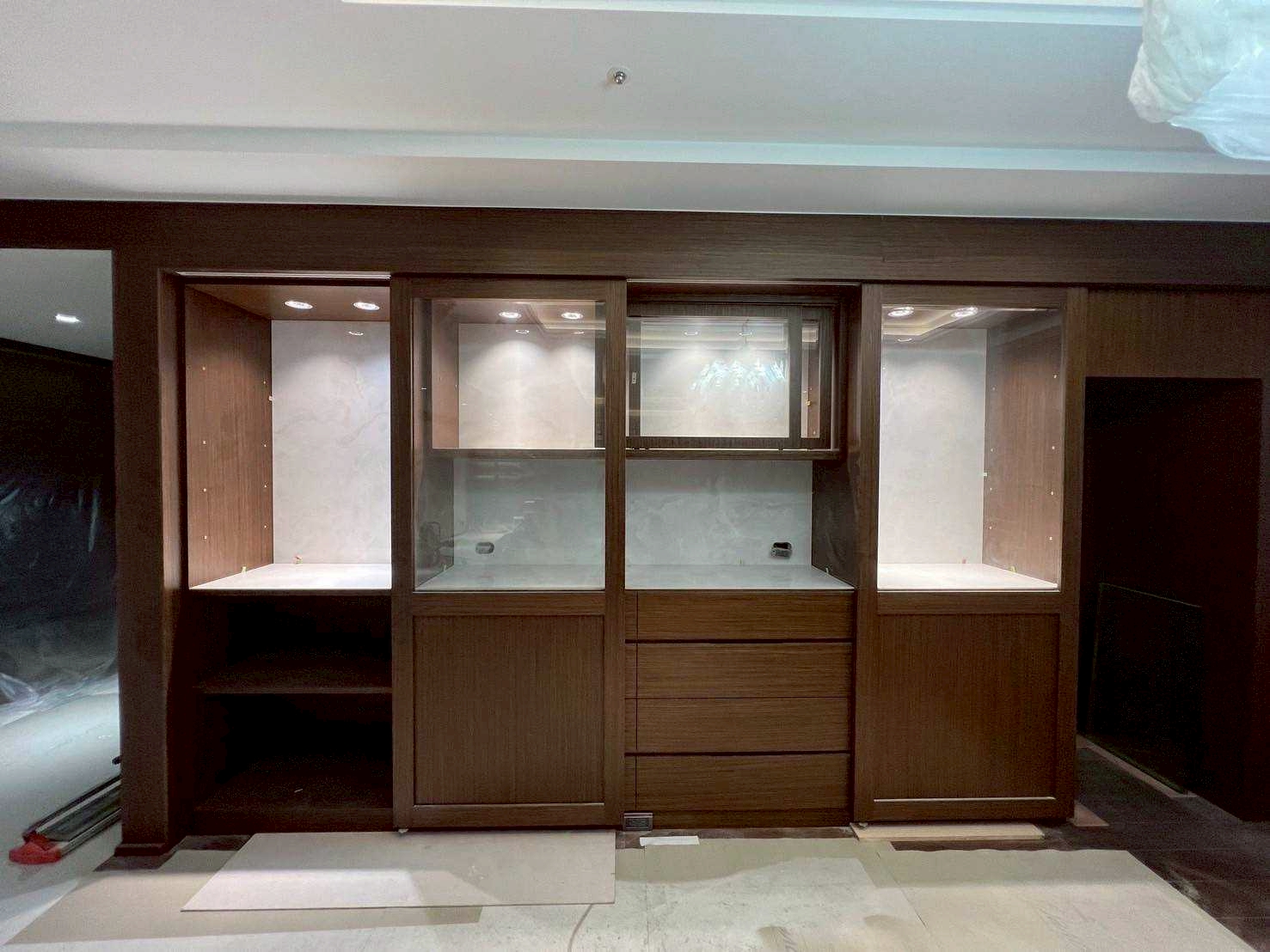 薄板施工專家-展示牆